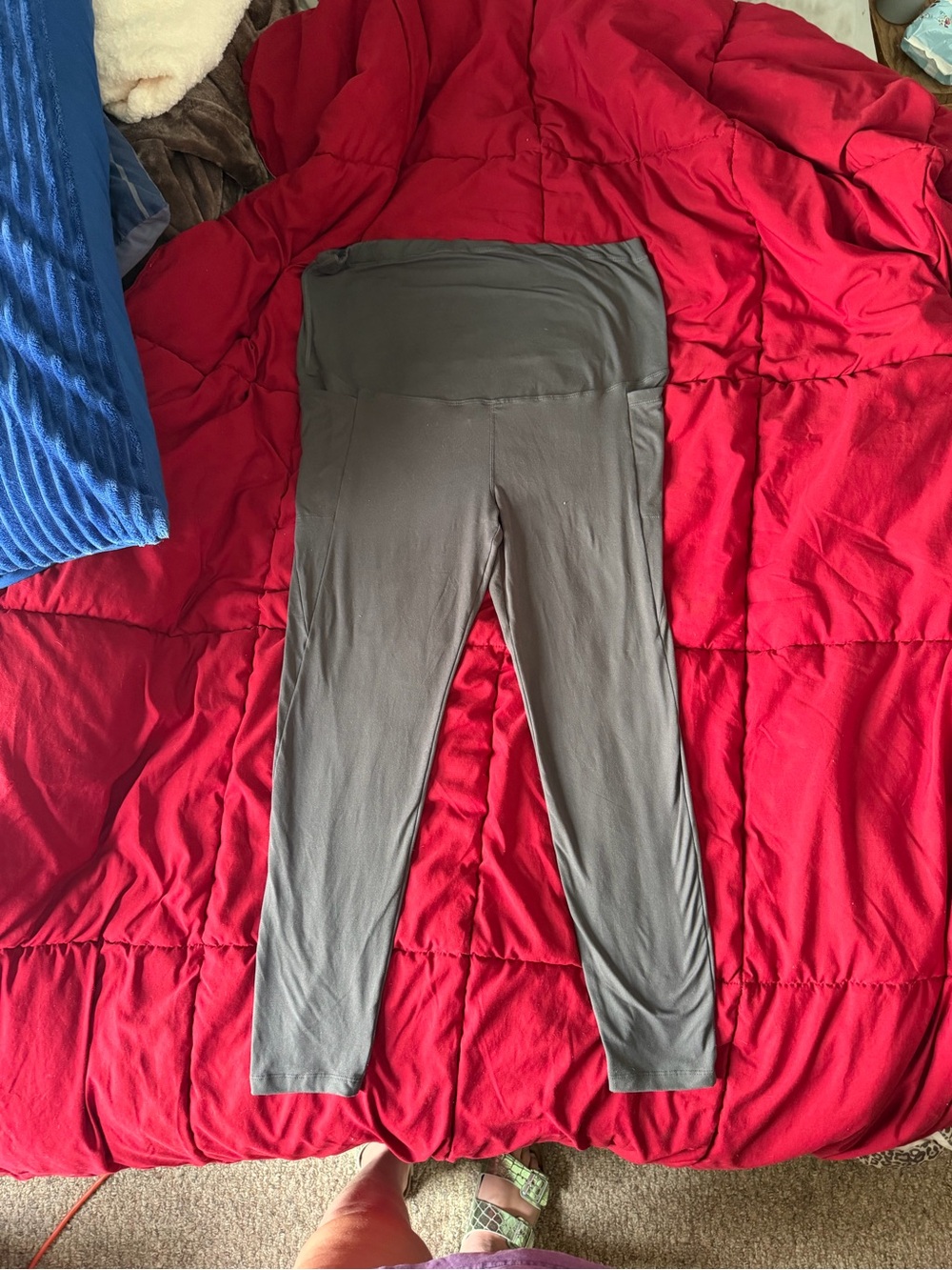 Women's Fold-Over Waist Maternity Leggings - Gray
